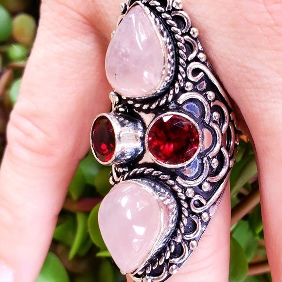 New Rose Quartz and Garnet 925 Silver Statement Ring. - Picture 13 of 15